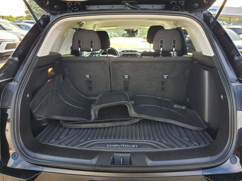 Used 2023 Chevrolet TrailBlazer LT w/ Convenience Package AWD/4WD image 11