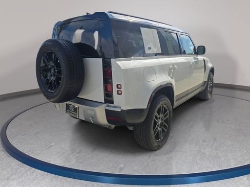 Used 2024 Land Rover Defender 110 S AWD/4WD image 5
