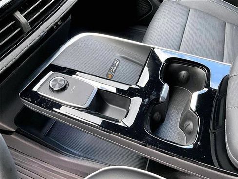 Certified 2025 Buick Enclave Sport Touring w/ Super Cruise Package image 15