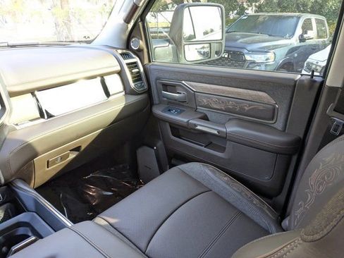 New 2026 RAM 2500 Limited image 17