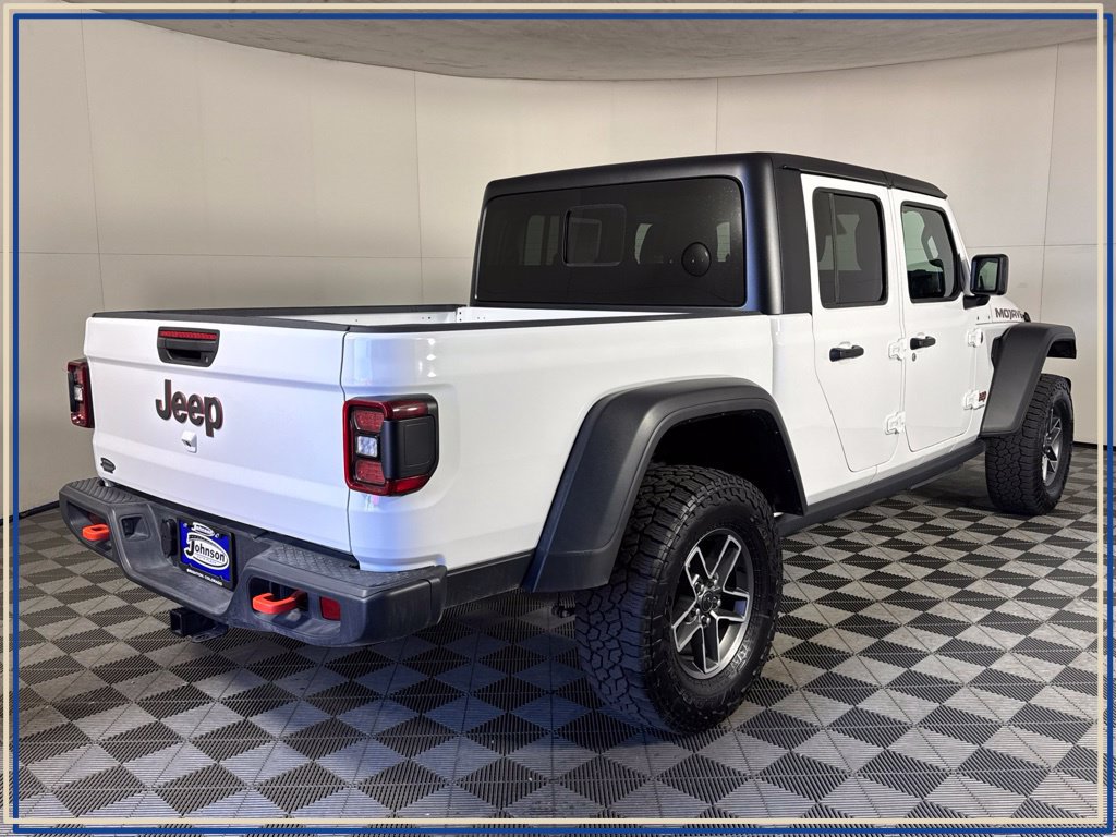 Certified 2026 Jeep Gladiator Mojave AWD/4WD image 9