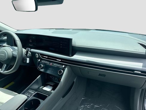 New 2026 Hyundai Sonata SEL FWD image 21