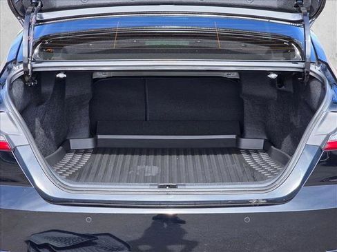 Used 2026 Toyota Camry XLE image 6