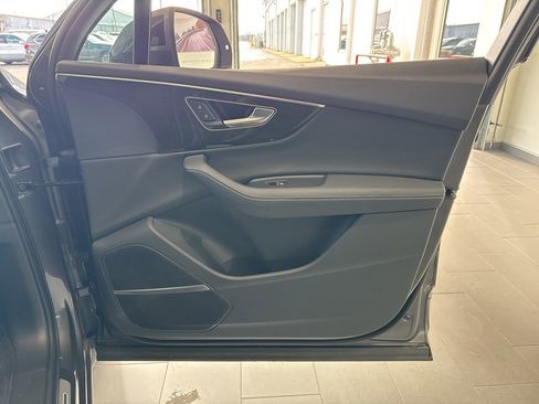 Used 2025 Audi Q7 3.0T Premium Plus image 53