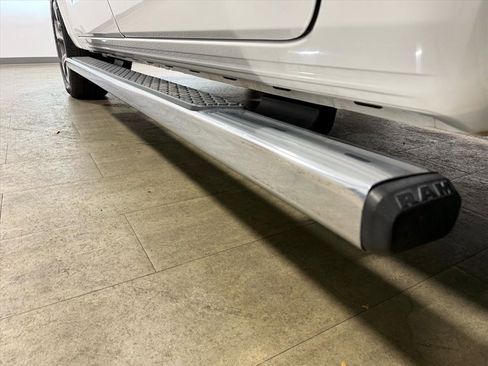 Used 2020 RAM 1500 Laramie image 15