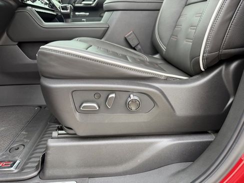 Used 2026 GMC Sierra 1500 AT4X image 9