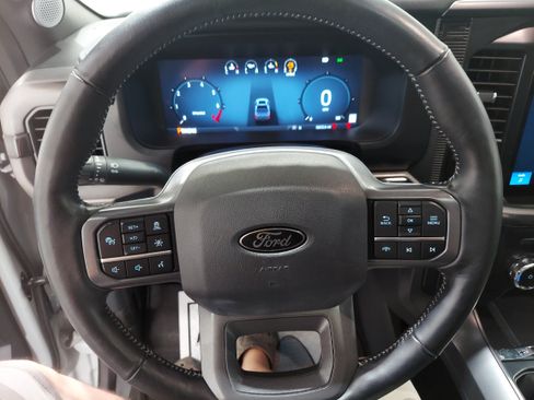 Used 2024 Ford F150 Lariat w/ Equipment Group 502A High AWD/4WD image 9