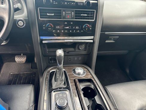 Used 2024 Nissan Armada Platinum w/ Captain's Chairs Package AWD/4WD image 27