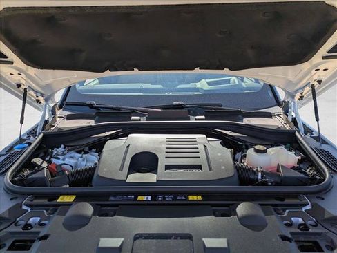 Used 2025 Land Rover Range Rover Sport Dynamic SE image 16