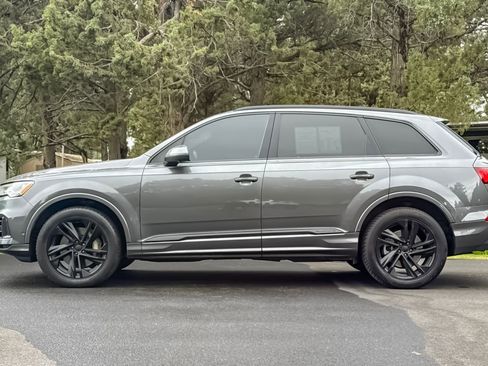 Used 2021 Audi Q7 3.0T Premium w/ Convenience Package AWD/4WD image 8