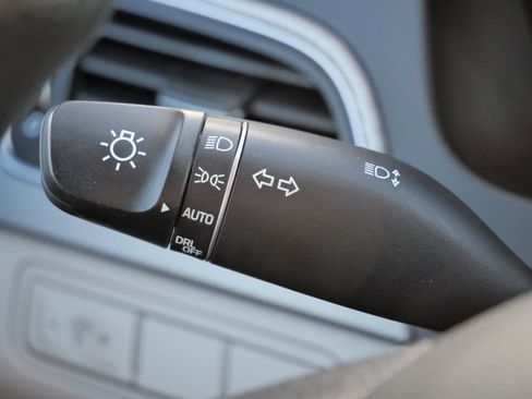 Used 2017 Hyundai Sonata SE w/ Cargo Package image 34