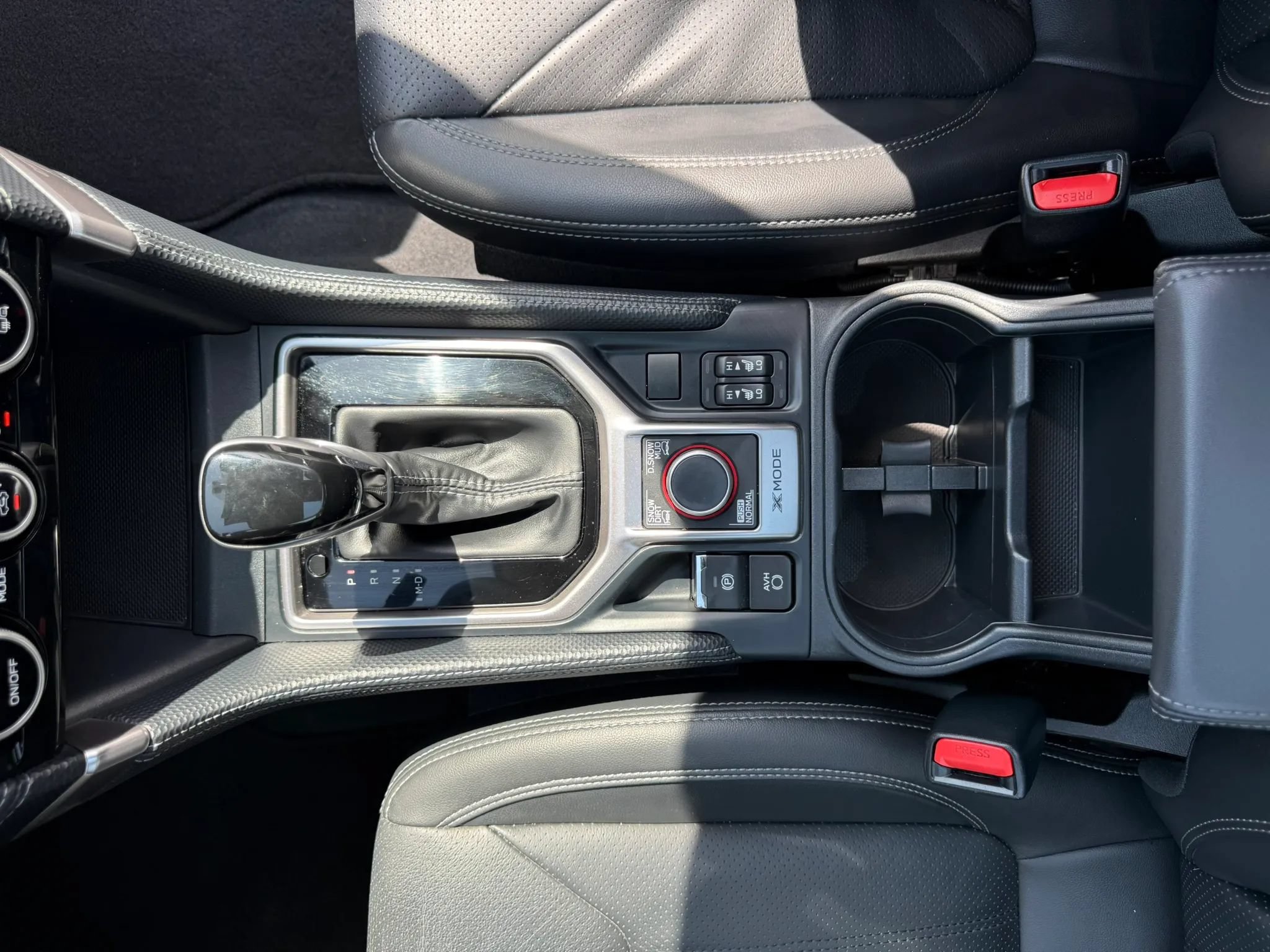 Used 2023 Subaru Forester Limited AWD/4WD image 19