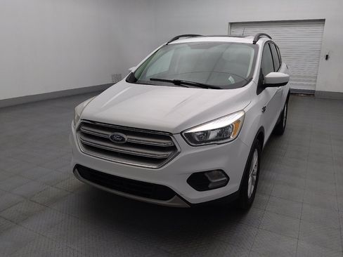 Used 2018 Ford Escape SE FWD image 15