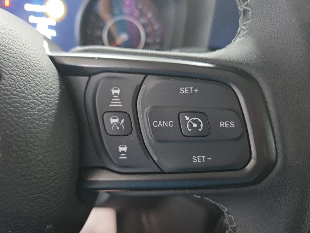 Used 2026 Jeep Wrangler Unlimited Rubicon AWD/4WD image 37