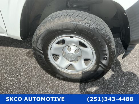 Used 2023 Toyota Tacoma SR RWD image 9