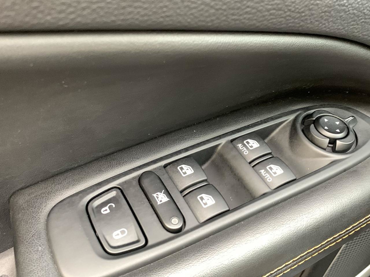 Used 2017 Jeep Compass Limited w/ Navigation Group AWD/4WD image 24
