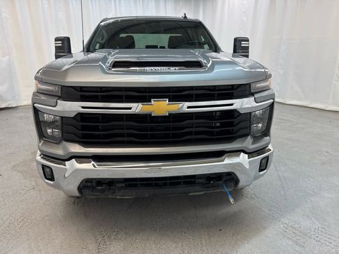 Certified 2025 Chevrolet Silverado 2500 LT w/ Convenience Package image 9