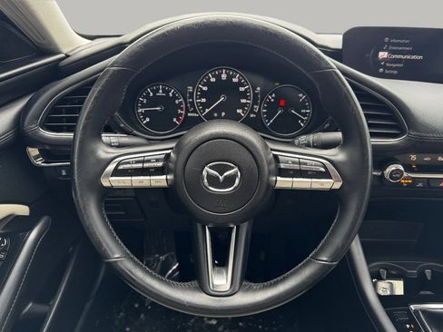 Used 2022 MAZDA MAZDA3 s image 22
