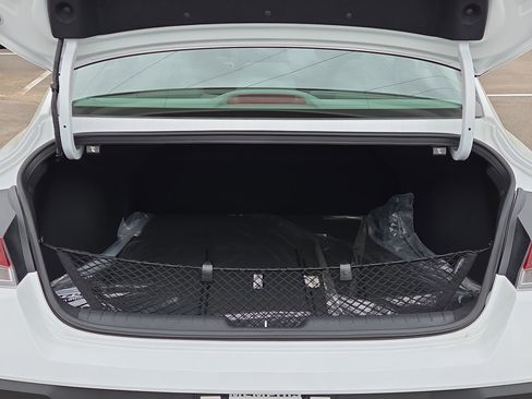 New 2026 Hyundai Elantra Sport image 4