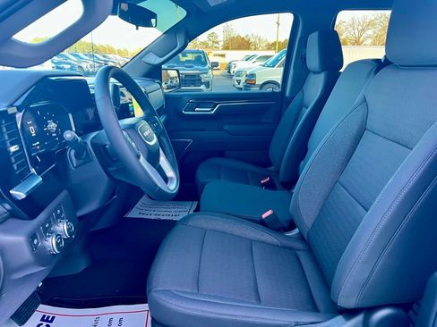New 2026 GMC Sierra 1500 Elevation image 16