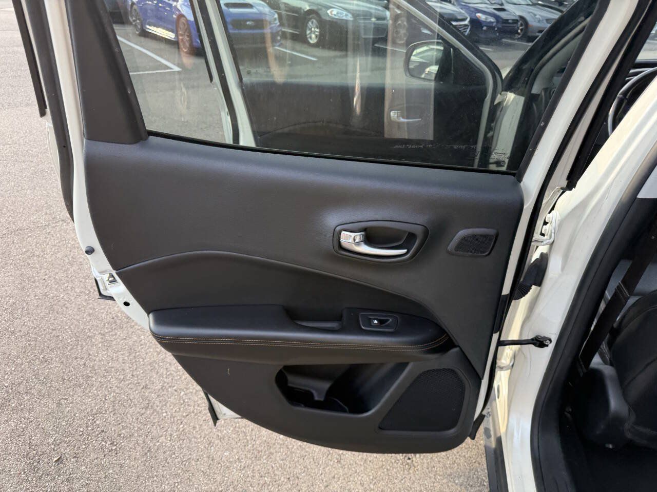 Used 2021 Jeep Compass Limited w/ Sun and Sound Group AWD/4WD image 19