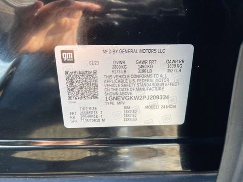 Used 2023 Chevrolet Traverse LT image 32