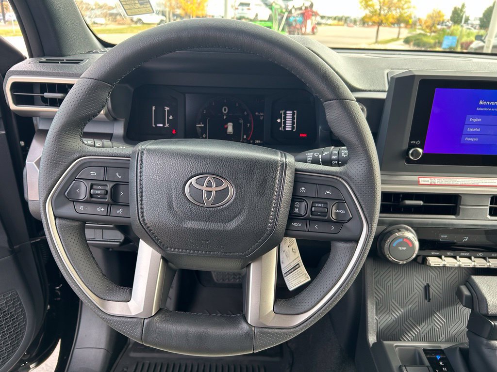 Used 2026 Toyota 4Runner SR5 AWD/4WD image 19