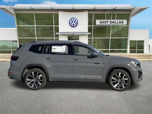 New 2026 Volkswagen Atlas SEL Premium R-Line image 3