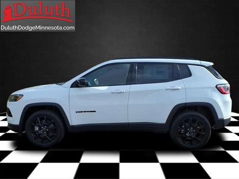 New 2026 Jeep Compass Latitude image 2