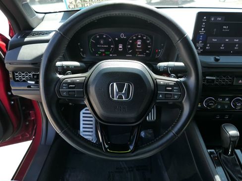 Used 2024 Honda Accord Sport image 18