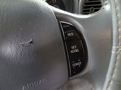 Used 2001 Ford F150 XL RWD image 25