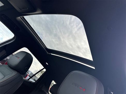 New 2026 GMC Terrain AT4 w/ Convenience Package III image 32