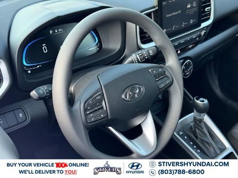 New 2026 Hyundai Venue SE image 17