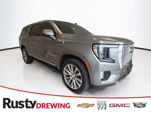 Certified 2022 GMC Yukon XL Denali AWD/4WD image 1