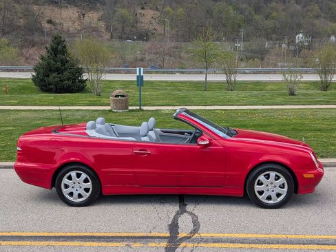 Used 2002 Mercedes-Benz CLK 320 Cabriolet image 17