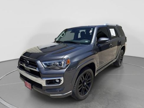 Used 2022 Toyota 4Runner Limited AWD/4WD image 4