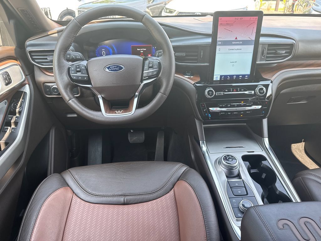 Used 2022 Ford Explorer King Ranch w/ Technology Package AWD/4WD image 24