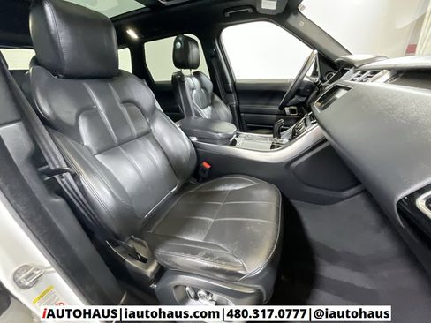Used 2017 Land Rover Range Rover Sport HSE image 25