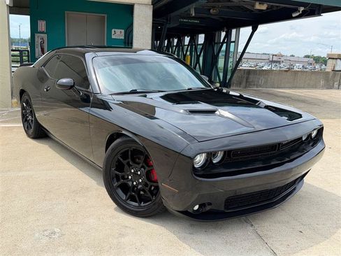 Used 2017 Dodge Challenger GT w/ Premium Sound Group AWD/4WD image 7