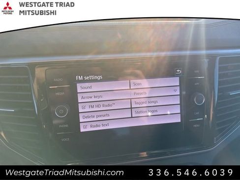 Used 2020 Volkswagen Atlas Cross Sport SEL image 16