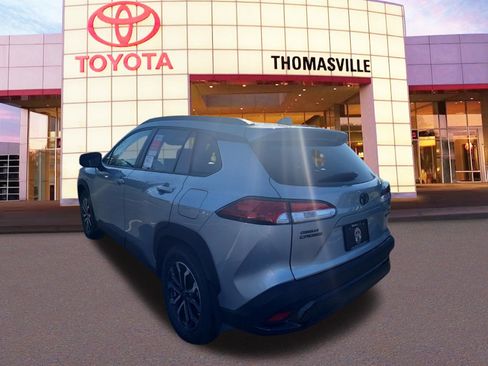 New 2025 Toyota Corolla Cross AWD Hybrid w/ Moonroof Package image 7