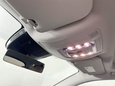 Certified 2025 Mercedes-Benz GLE 350 4MATIC image 11