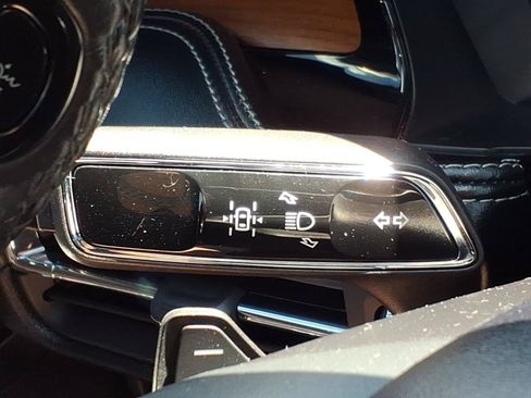 Used 2022 Lincoln Corsair Reserve AWD/4WD image 27