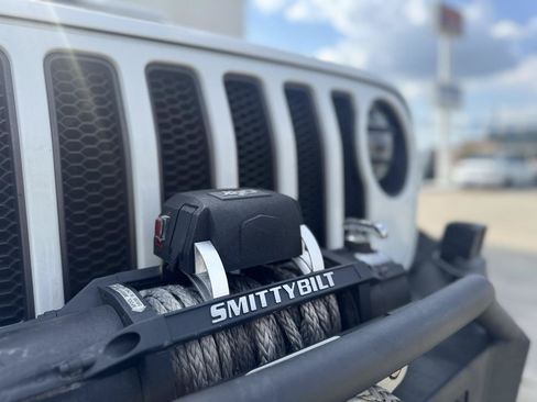 Used 2018 Jeep Wrangler Unlimited Rubicon AWD/4WD image 8