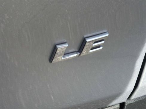 Certified 2025 Toyota RAV4 LE FWD image 8