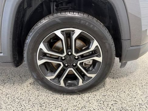 Used 2023 Jeep Compass Limited AWD/4WD image 32