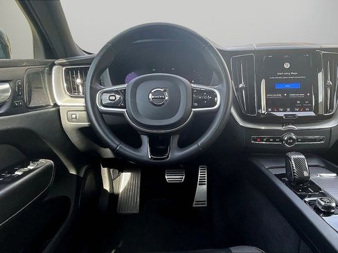 Used 2022 Volvo XC60 B5 R-Design w/ Advanced Package AWD/4WD image 12
