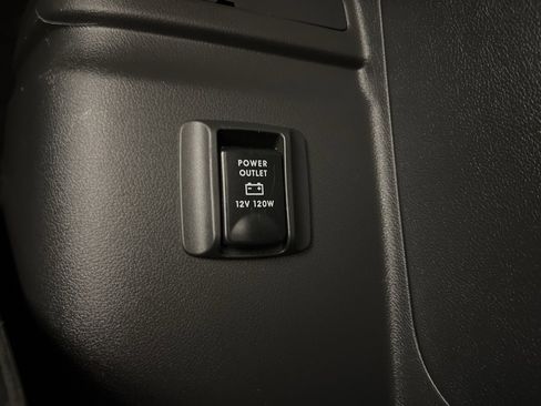 Used 2021 Mitsubishi Outlander SEL image 35