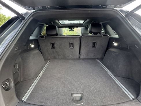 Used 2021 Cadillac XT5 Premium Luxury image 13