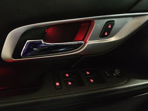 Used 2017 GMC Terrain SLT w/ Open Road Package image 27